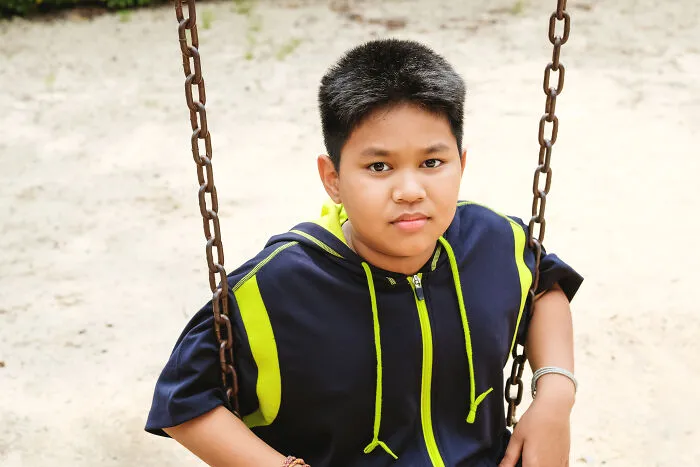 “Those Are My Real Parents”: 36 Adults Share How They Feel About Being Adopted