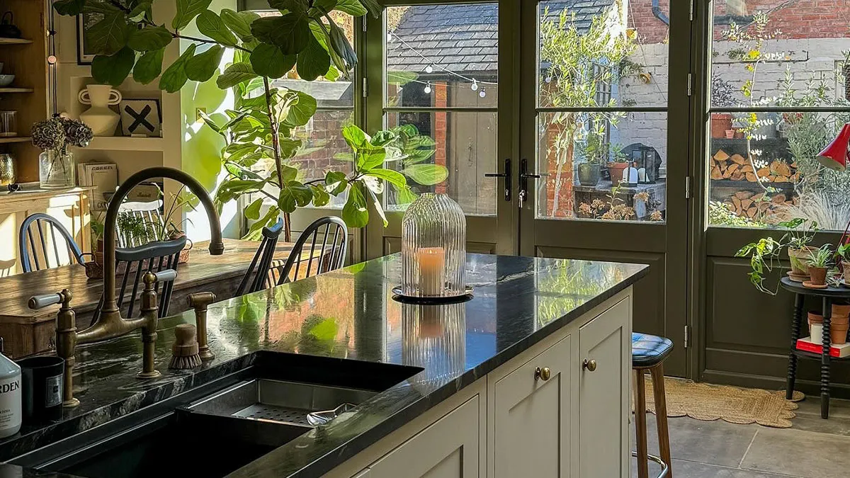 These 50 Renovation Pics Merely Scratch The Surface Of What You Can Do With An Outdated Home