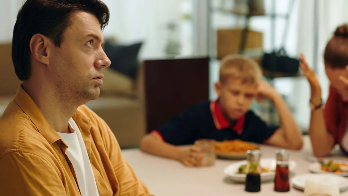 Husband Refuses To Let His Wife Be Humiliated At Thanksgiving, Takes Their Kids And Leaves
