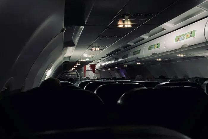 40 Things Pilots, Flight Attendants And Airport Workers Know About Air Travel That Passengers Don’t