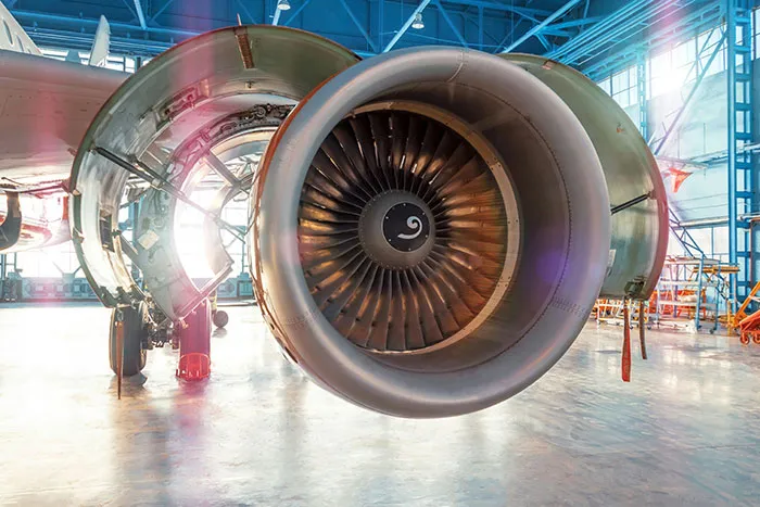 40 Things Pilots, Flight Attendants And Airport Workers Know About Air Travel That Passengers Don’t