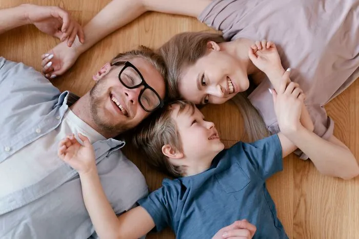 “Those Are My Real Parents”: 36 Adults Share How They Feel About Being Adopted
