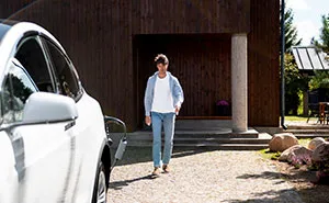 Man Is Unwilling To Stop Parking Over The Line In The Shared Driveway, Neighbor Takes Petty Revenge