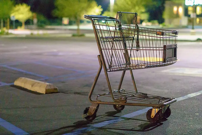 41 Night Shift Gas Station Clerks Share The Weirdest Things They've Ever Encountered