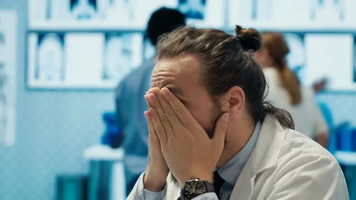 “Her Scream Has Been Imprinted On My Heart”: 40 Moments That Left Hospital Staff Shaken