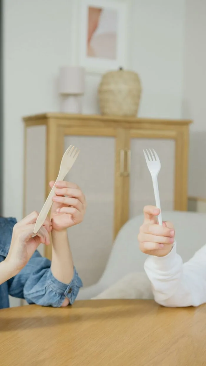 “I Really Wish I Was Making This Up”: 44 Unbelievable Moments That Made People Question Reality