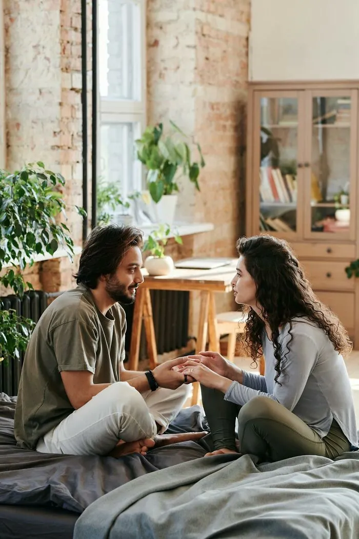Someone Asks People To Share The Harsh Truths About Marriage, And 43 Deliver
