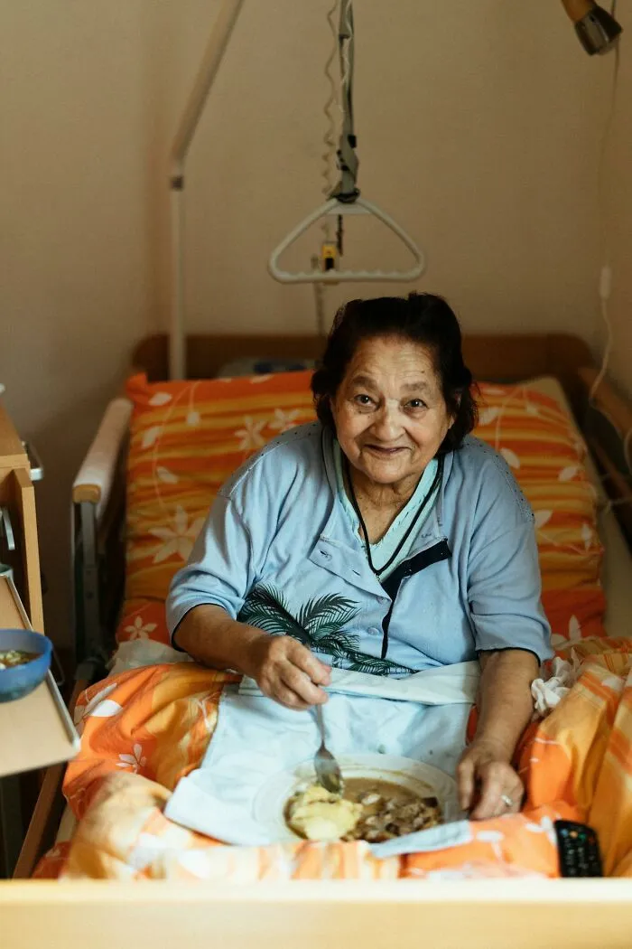 “Psych Ward Employees, What Did A Patient Do That Left You Speechless?” (46 Answers)