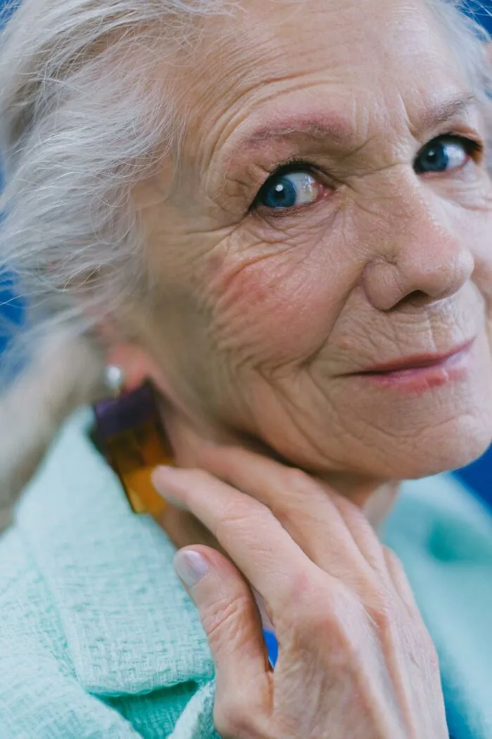 “Psych Ward Employees, What Did A Patient Do That Left You Speechless?” (46 Answers)