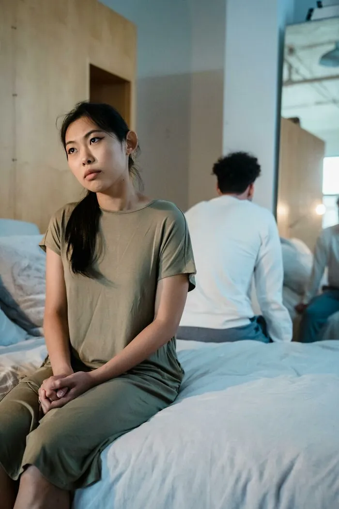 Someone Asks People To Share The Harsh Truths About Marriage, And 43 Deliver
