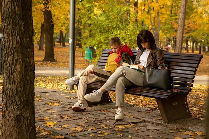 “Because I Was Born Male”: 36 Cases Where Parents Dislike Or Actually Hate Their Kids
