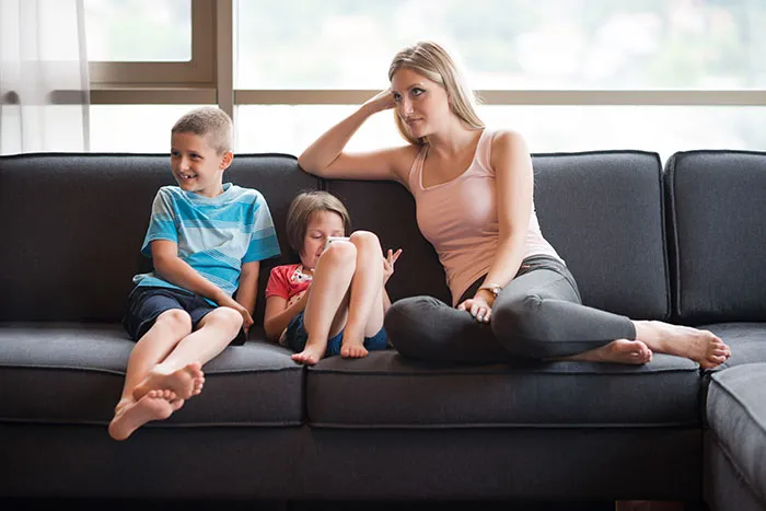 “Because I Was Born Male”: 36 Cases Where Parents Dislike Or Actually Hate Their Kids