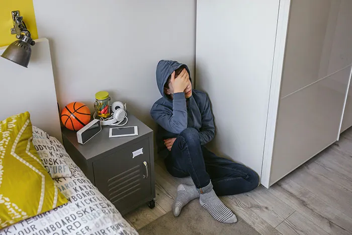 “Because I Was Born Male”: 36 Cases Where Parents Dislike Or Actually Hate Their Kids