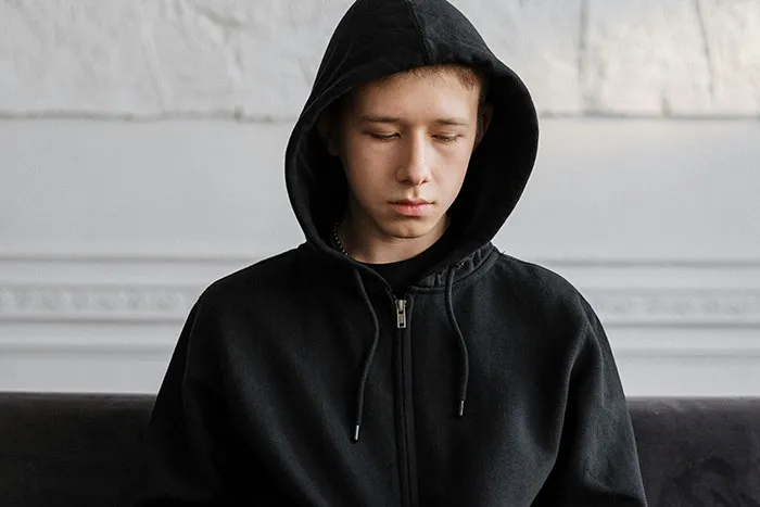 “Because I Was Born Male”: 36 Cases Where Parents Dislike Or Actually Hate Their Kids