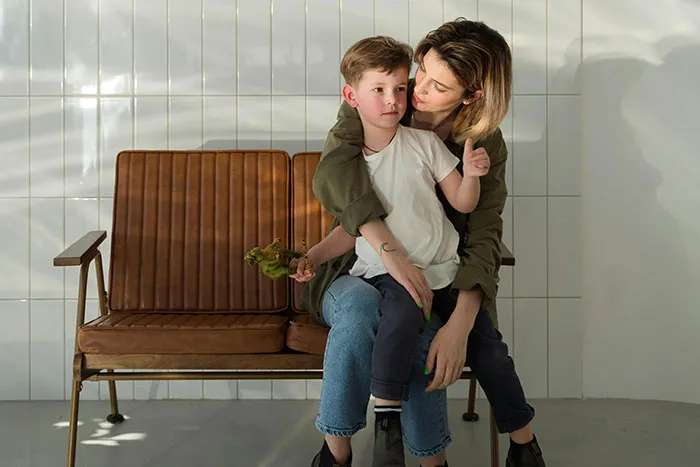 “Because I Was Born Male”: 36 Cases Where Parents Dislike Or Actually Hate Their Kids