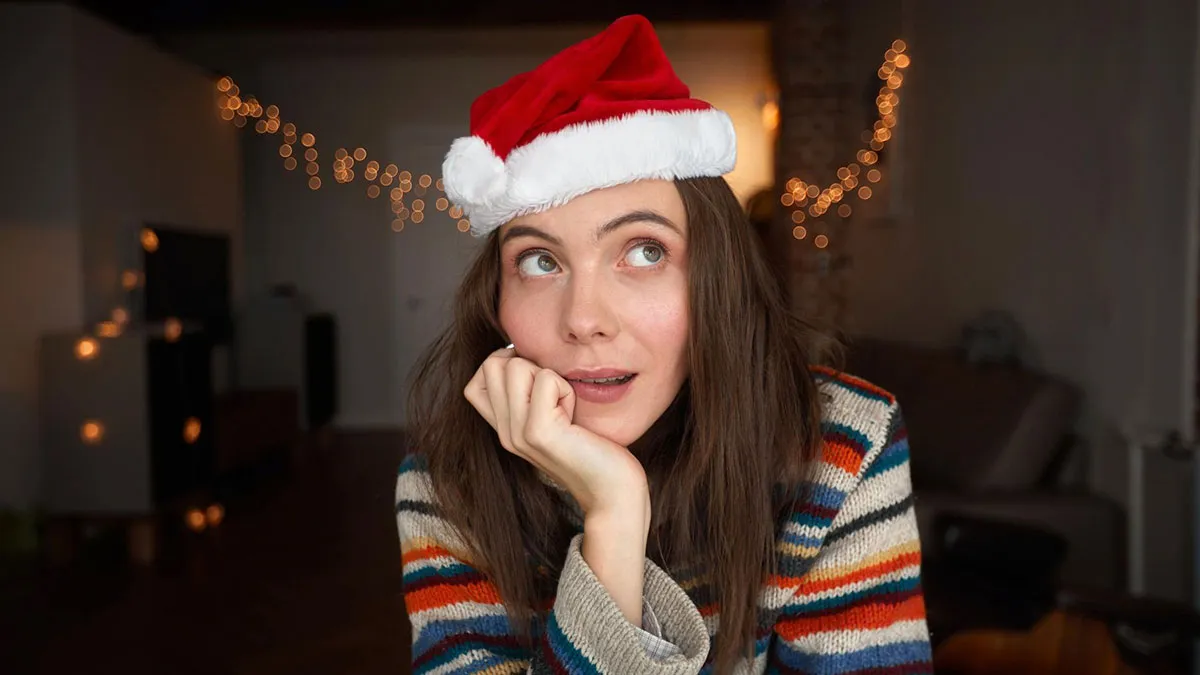 GF Meets BF's "Lovely" Fam, X-Mas Dinner Turns Into Drunken Screaming Match And Flying Chocolates