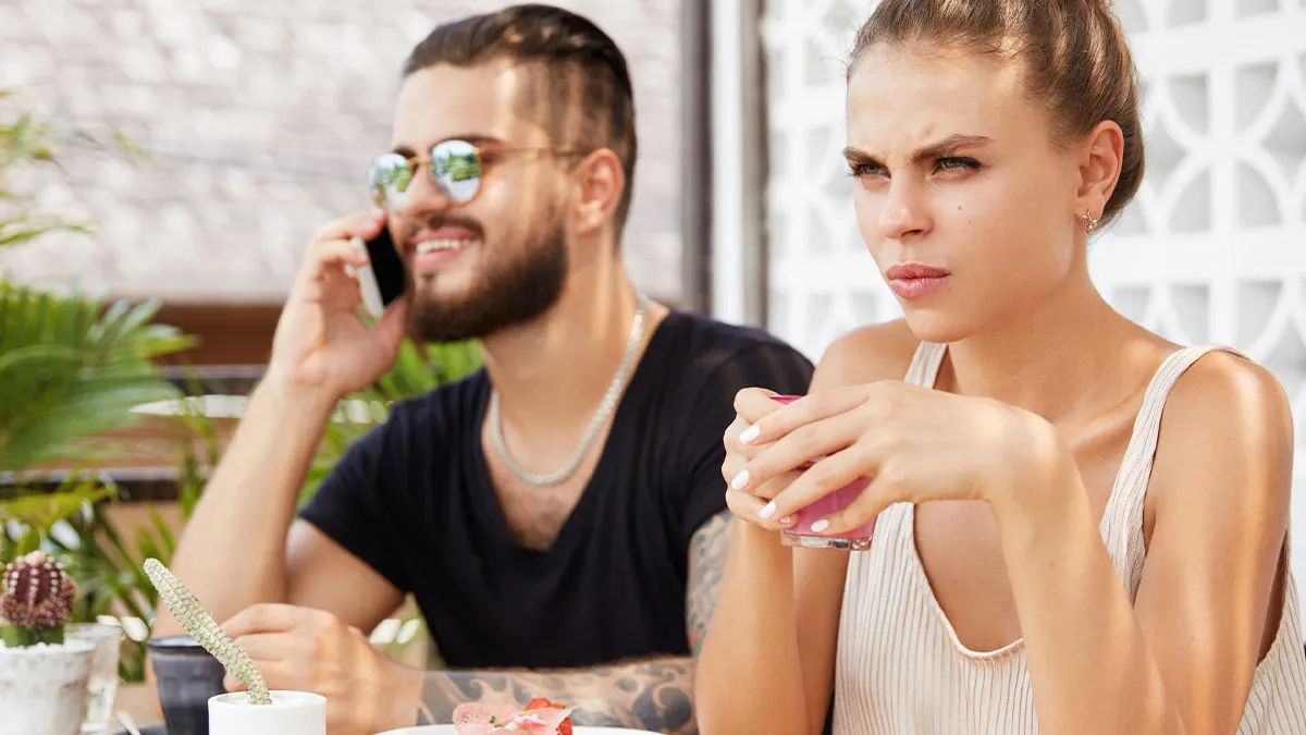 Mean Lady Annoyed That Bro Keeps “Spoiling” Sick Wife, Gets Hit With The Truth About Her Own Hubby