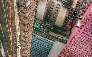 60 Pics That Show Why Extremely Large Things Can Be So Scary