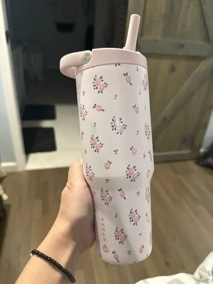 Their Emotional Support Water Bottle Is About To Get A Major Capacity Upgrade With A <a Style="Display:inline;" Href="Https://Www.amazon.com/Hydrojug-Sport-Stainless-Insulated-Dishwasher/Dp/B0f45vfnsp?ie=utf8&th=1&linkcode=ll1&tag=bpaxolotl-20&linkid=fb122d379087076d0939e93a6e330b56&language=en_us&ref_=as_li_ss_tl" Target="_blank"> <span Style="Font: Inherit; Color: #d74b1f;"> Vacuum Insulated Hydro Jug </Span>