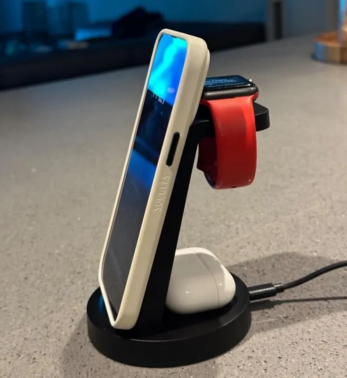 The Spaghetti Monster Of Charging Cords That Has Taken Over Your Nightstand Can Now Be Tamed By The Sleek, Minimalist Authority Of This <a Style="Display:inline;" Href="Https://Www.amazon.com/Charging-Station-iPhone-Wireless-Charger/Dp/B0bfcc18fs?ie=utf8&th=1&linkcode=ll1&tag=bpscorpion-20&linkid=8aef6c660ec3dbdb6f8134ed33ce4cef&language=en_us&ref_=as_li_ss_tl" Target="_blank">   <span Style="Font: Inherit; Color: #d74b1f;"> 3 In 1 Charging Station </Span>