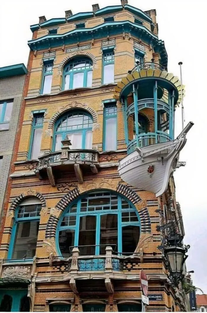 The House Of The Five Continents Located At The Corner Of The Schildersstraat And The Plaatssnijderstraat