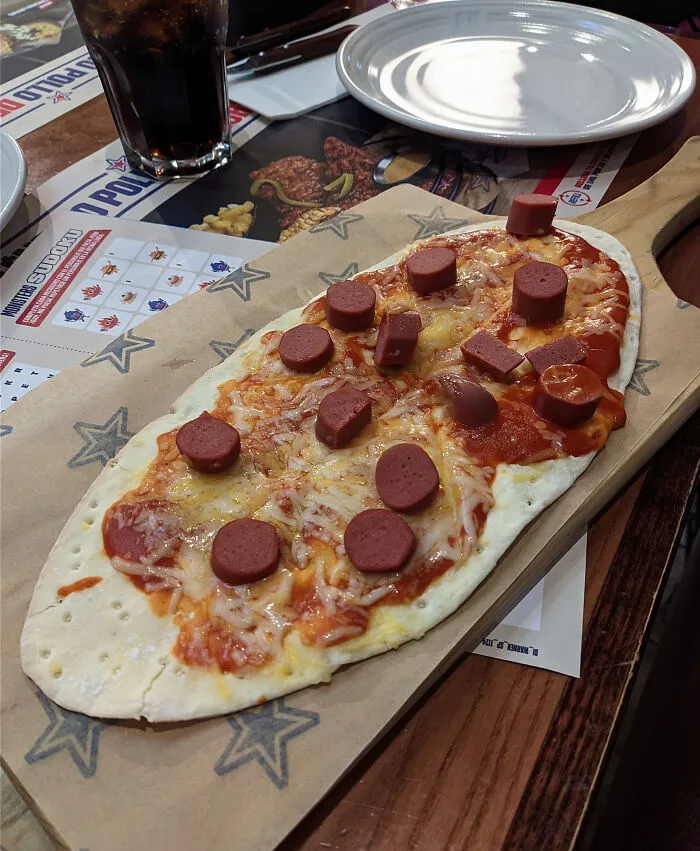 The Worst Pizza I've Seen In My Life