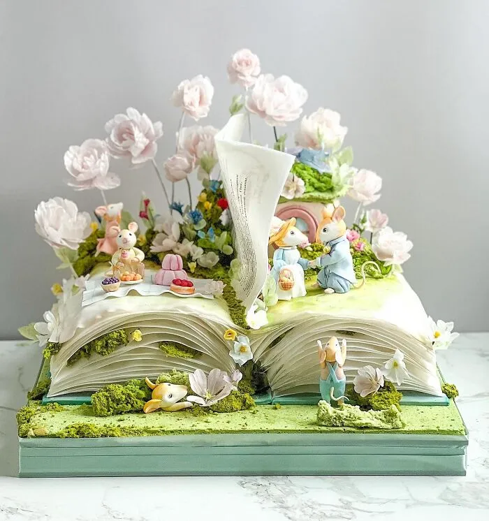 Book Cake, It's Time To Turn The Page