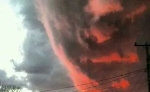 60 Pics That Show Why Extremely Large Things Can Be So Scary