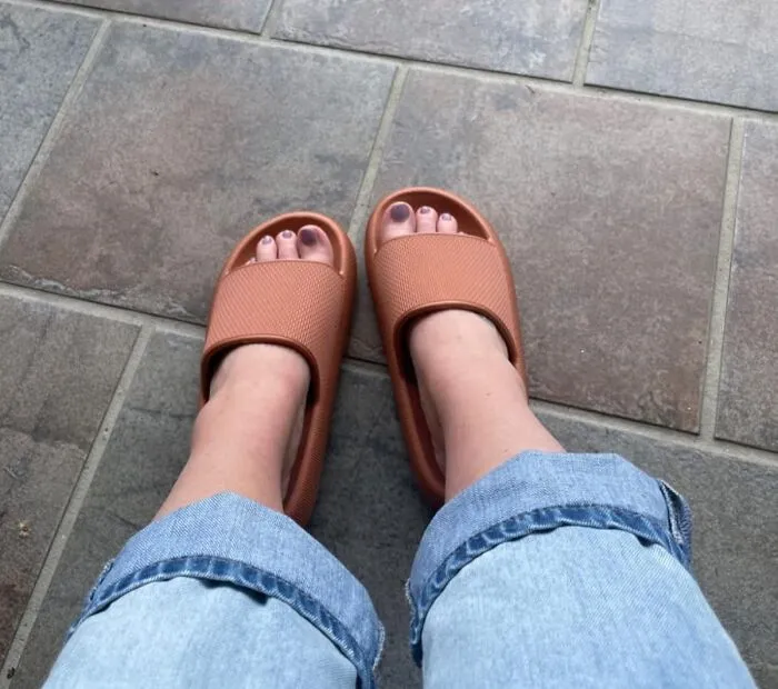 Your Feet Can Now Experience The Glorious, Cloud-Like, And Deeply Satisfying Sensation Of Walking On A Thousand Tiny, Squishy Marshmallows With A Pair Of <a Style="Display:inline;" Href="Https://Www.amazon.com/Cushionaire-Womens-Feather-Recovery-Comfort/Dp/B094t2kdb5?ie=utf8&th=1&psc=1&linkcode=ll1&tag=bpcrocodile-20&linkid=05aa44b18f3730cd56bd917bb1ee4c02&language=en_us&ref_=as_li_ss_tl" Target="_blank">   <span Style="Font: Inherit; Color: #d74b1f;"> Cushionaire Slides </Span>