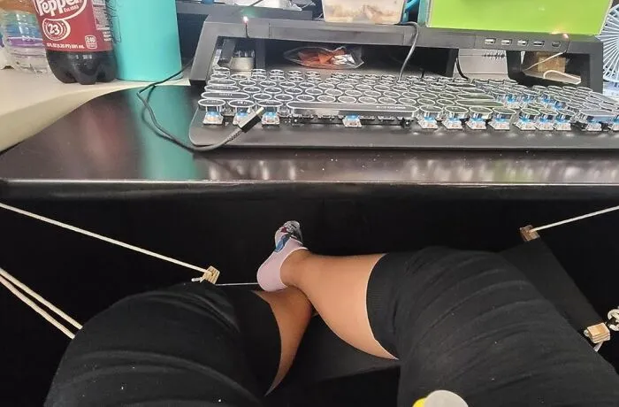 Pretending You Are In Bali Instead Of A Windowless Basement Is Much Easier When You Swing Your Loafers In The <a Style="Display:inline;" Href="​​https://Www.amazon.com/Foot-Hammock-Under-Desk-Footrest/Dp/B07c3m678f?ie=utf8&th=1&linkcode=ll1&tag=bphawk-20&linkid=d3056b64aca502fd7624e9863f95a790&language=en_us&ref_=as_li_ss_tl" Target="_blank">   <span Style="Font: Inherit; Color: #d74b1f;"> Under Desk Foot Hammock </Span> While Ignoring Urgent Emails