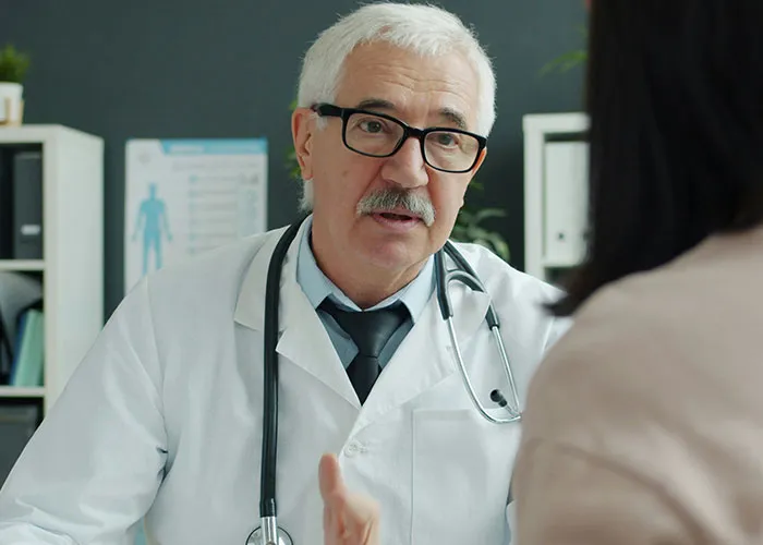 "You're Old And Fat": 50 Medical Workers Who Said Something Completely Out Of Line