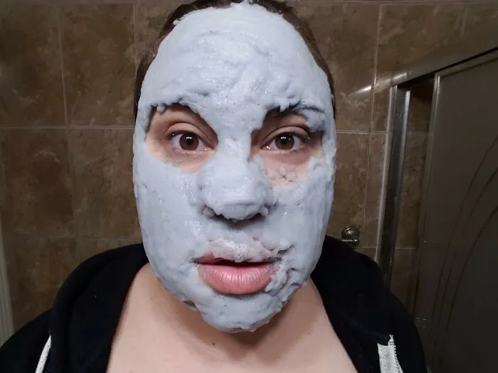  Transforming Into A Gray Cloud With Eyes Is The Inevitable Result Of Applying The <a Style="Display:inline;" Href="Https://Www.amazon.com/Elizavecca-Milky-Piggy-Carbonated-Bubble/Dp/B00mwi2is0?ie=utf8&th=1&linkcode=ll1&tag=bpwhale-20&linkid=740a9718a246cbb8b7d55878f8ce1829&language=en_us&ref_=as_li_ss_tl" Target="_blank">   <span Style="Font: Inherit; Color: #d74b1f;"> Carbonated Bubble Clay Mask </Span> As It Fizzes Up To Vacuum The Dirt Out Of Your Pores