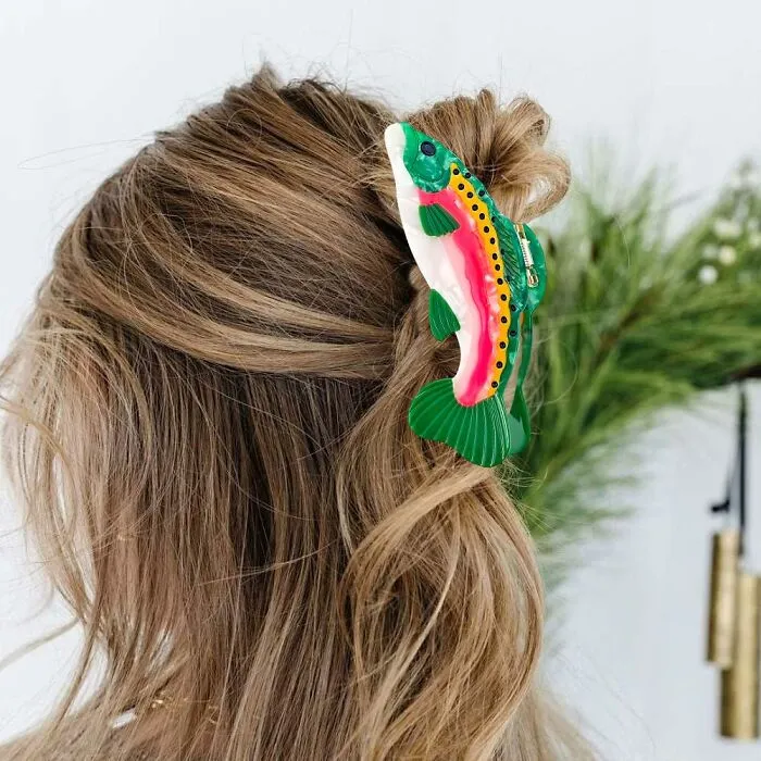 Your Updo Will Look Remarkably Like A Bear's Lunch When You Secure It With The <a Style="Display:inline;" Href="Https://Www.amazon.com/Salmon-Acetate-Unique-Barrettes-Accessories/Dp/B0dr2q2c6p?crid=33viktpuvrueb&dib=eyj2ijoimsj9.4vbjhioxeubllapdwmiwqrvude68nc7kfa7_ilhyno43fjultz4nk5ozk3puwn-3qkye7c922x7odsztj7v20dgrark2xomb1c0h1_hrnkllt4smmcjoiqiaq4fndq4j4zmdbp3nm_c9balkyshsuyrksukh3untkwnaw0ffw0dnk-Sj2faptc2qugjm5cnlabydeutf9feookqmsn4hbj18cnohr9fivnwduujd-Sezc3cmteqzed7jbvgc3khbm2iwxubwqgf03plpqyctzfn69-Ljx2tgwoiqbarqup8.szk3tv-Ge3mc-Ace6dwiuaezk0rao89emrpfjo_wwsw&dib_tag=se&keywords=weird+claw+clip&qid=1765525944&sprefix=weird+claw+clip%2caps%2c224&sr=8-5&linkcode=ll1&tag=bpcoyote-20&linkid=830f35f26ebcb096a54ed6d09675fdff&language=en_us&ref_=as_li_ss_tl" Target="_blank">   <span Style="Font: Inherit; Color: #d74b1f;"> Salmon Claw Clip </Span> Instead Of A Boring Elastic Band