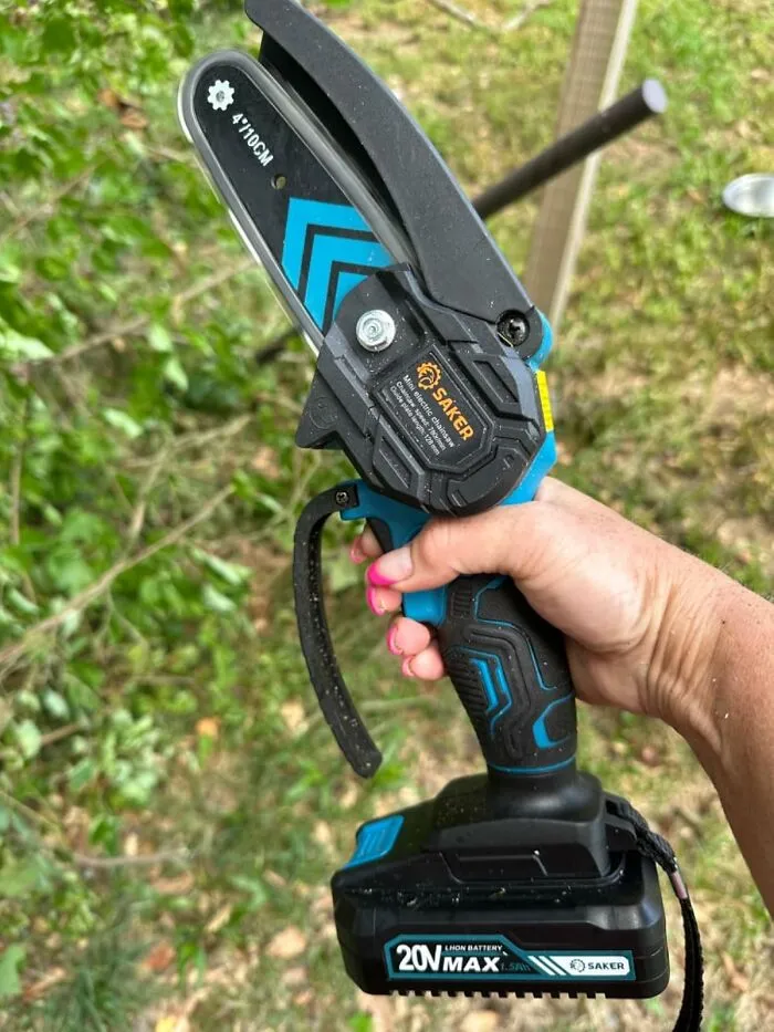 Yard Work Feels Less Like A Chore And More Like An Action Movie Montage When They Attack Unruly Branches With The <a Style="Display:inline;" Href="​​https://Www.amazon.com/Saker-Chainsaw-Portable-Courtyard-Household/Dp/B0947xlwfw?ie=utf8&th=1&linkcode=ll1&tag=bpraccoon-20&linkid=f126580eaf7c77b45b834889dbe610b1&language=en_us&ref_=as_li_ss_tl" Target="_blank">   <span Style="Font: Inherit; Color: #d74b1f;"> Mini Chainsaw </Span>