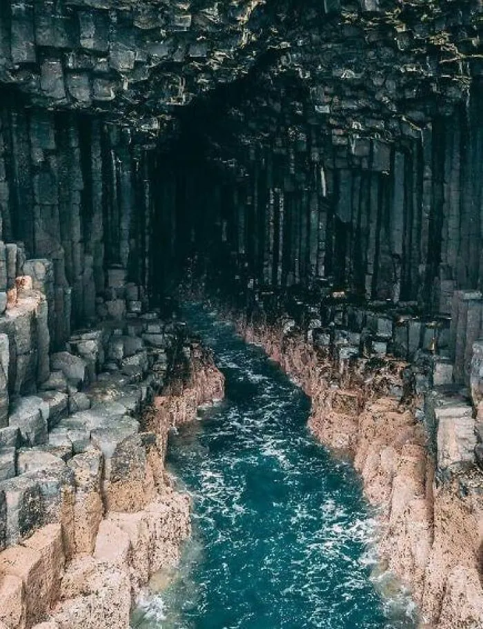 58 Places From Around The World That Look AI Generated But Are Actually Real