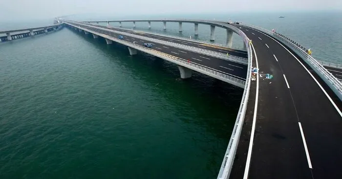 #5 Weinan Weihe Grand Bridge, China