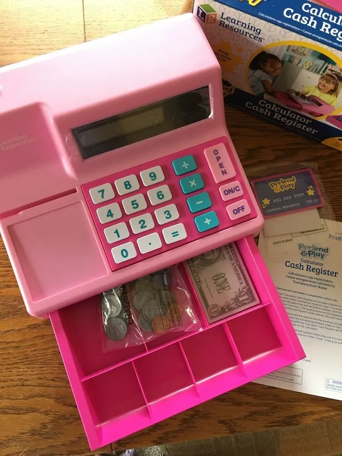 The <a Style="Display:inline;" Href="Https://Www.amazon.com/Learning-Resources-Calculator-Register-Counting/Dp/B00z0iidz6?ie=utf8&th=1&linkcode=ll1&tag=bpgoat-20&linkid=136b40a7911487b0c80b52c7793288d7&language=en_us&ref_=as_li_ss_tl" Target="_blank">   <span Style="Font: Inherit; Color: #d74b1f;"> Toy Cashregister </Span> Is Here To Inform Your Child That Everything In Your House Now Has A Price, And They Are The Tiny, Tyrannical, And Slightly Clueless CEO Of The Entire Operation