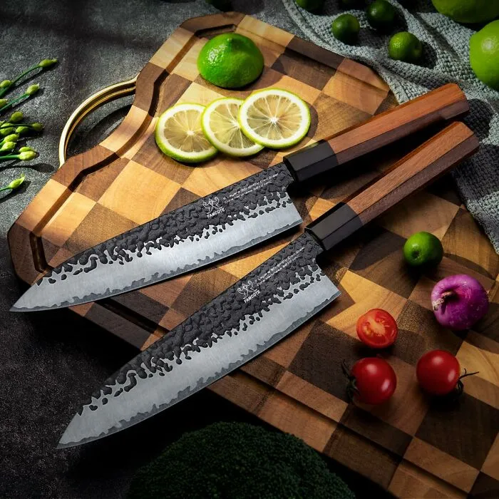 The Sad, Sawing Sound Of A Dull Knife Struggling Against The Holiday Roast Can Now Be Replaced By The Deeply Satisfying, Almost Silent Glide Of These <a Style="Display:inline;" Href="Https://Www.amazon.com/Dp/B07ypy9q6g?asc_item-ID=amzn1.ideas.9ibtqexn9yee&th=1&linkcode=ll1&tag=bpalpaca-20&linkid=c913f5d3b695bc6e94163f62b42ea575&language=en_us&ref_=as_li_ss_tl" Target="_blank">   <span Style="Font: Inherit; Color: #d74b1f;"> Hand-Forged Japanese Carving Knives </Span>