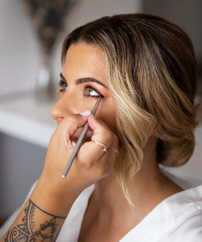 60 Men Get Brutally Honest About Things Women Do To Seem Attractive That Men Can’t Stand