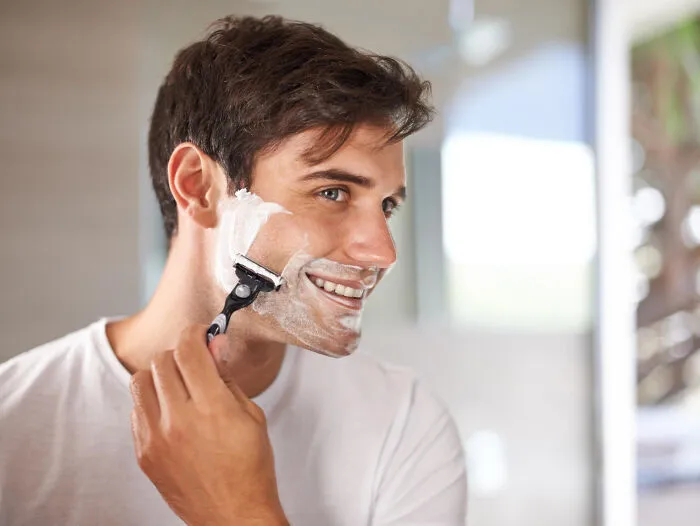 From Crazy To Hilarious, Here Are 27 Things Folks Accidentally Spotted In Other People's Windows