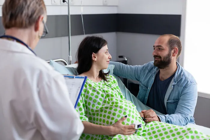 “Decided To Fall Asleep”: People Reveal Why These 30 Dads Missed The Birth Of Their Kids