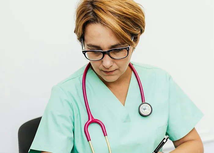 "You're Old And Fat": 50 Medical Workers Who Said Something Completely Out Of Line