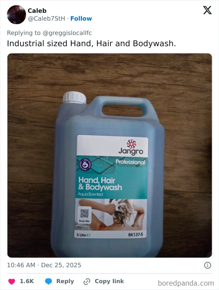 40 People Share The Worst Christmas Presents They Received This Year