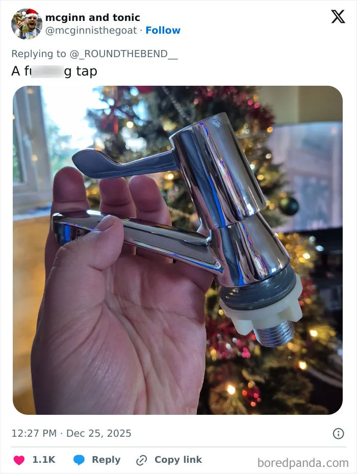 40 People Share The Worst Christmas Presents They Received This Year
