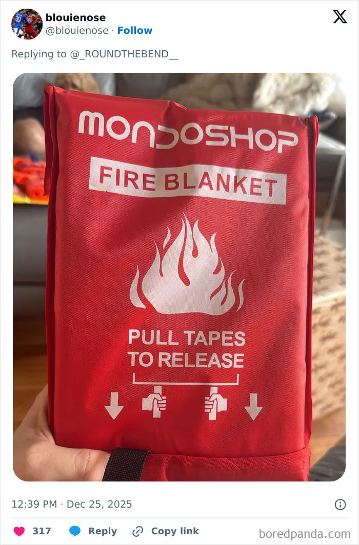 40 People Share The Worst Christmas Presents They Received This Year