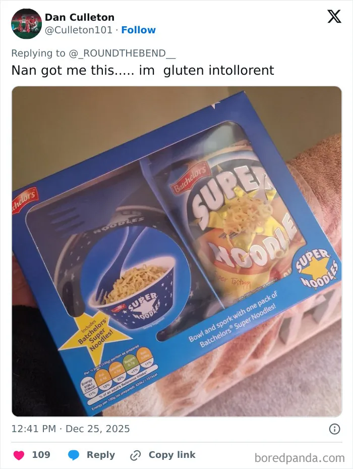 40 People Share The Worst Christmas Presents They Received This Year