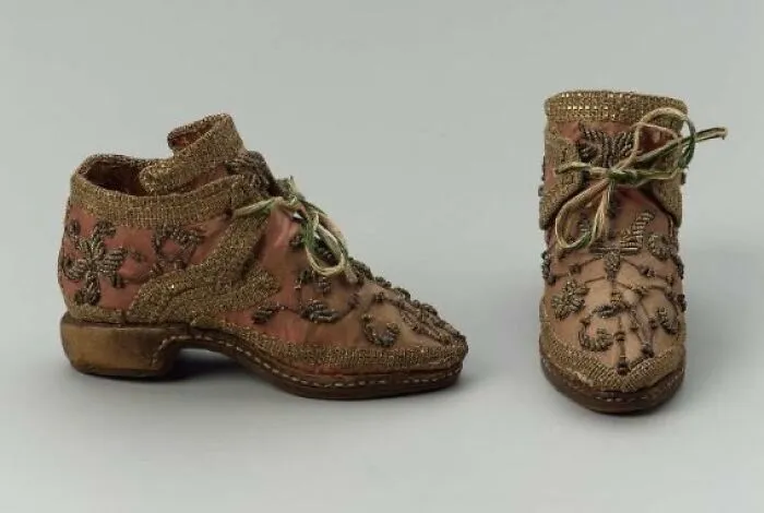 Pair Of Children's Shoes - Italian, CA.1675-1725. -Museum Of Fine Art In Boston