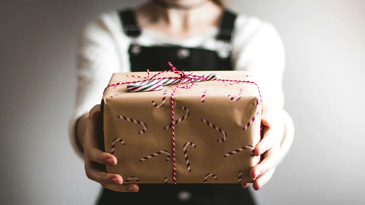 “I Thought It Was A Joke”: 42 People Share The Absolute Worst Xmas Gifts They’ve Ever Received