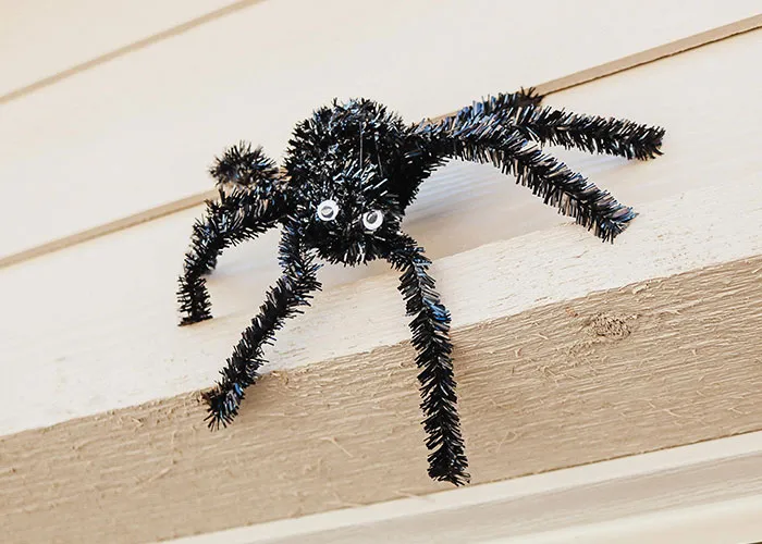 29 Weird Neighbor Moments People Still Cannot Explain