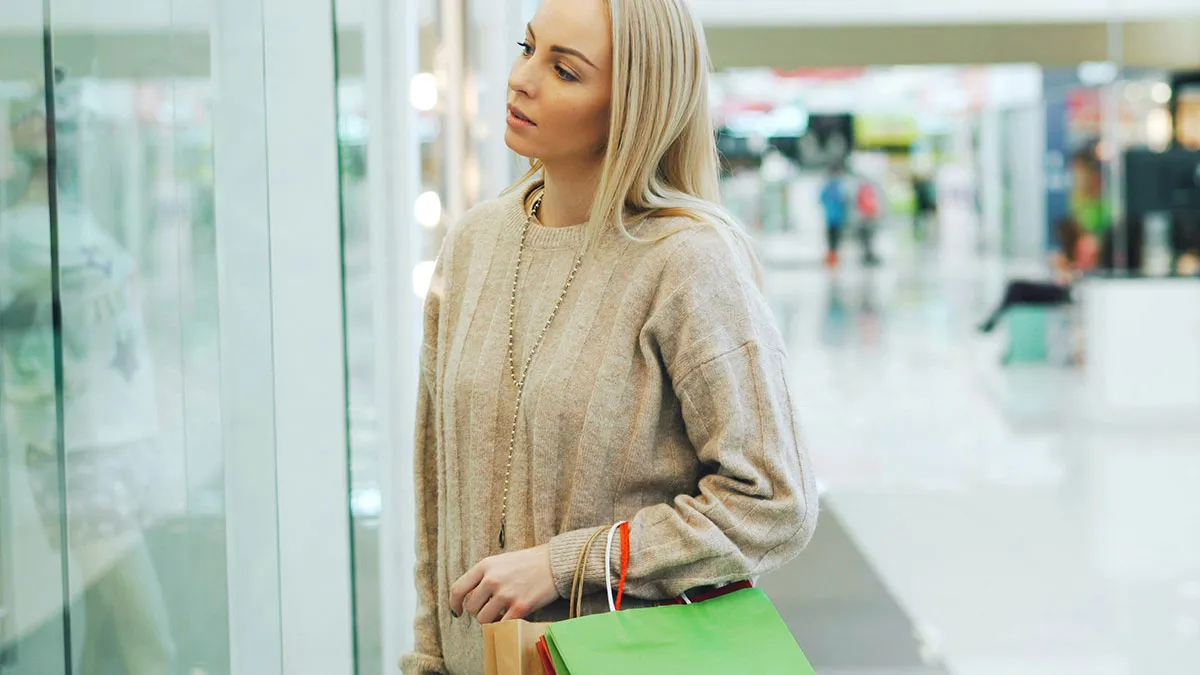 Woman Spends $100 At Mall, Feels Poor Next To Big Spenders, Husband’s Response Stuns Her
